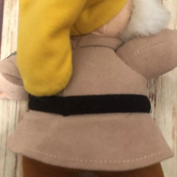 Disney Store Snow White and the Seven Dwarfs Sneezy Bendable Plush Stuffed - Picture 9 of 11